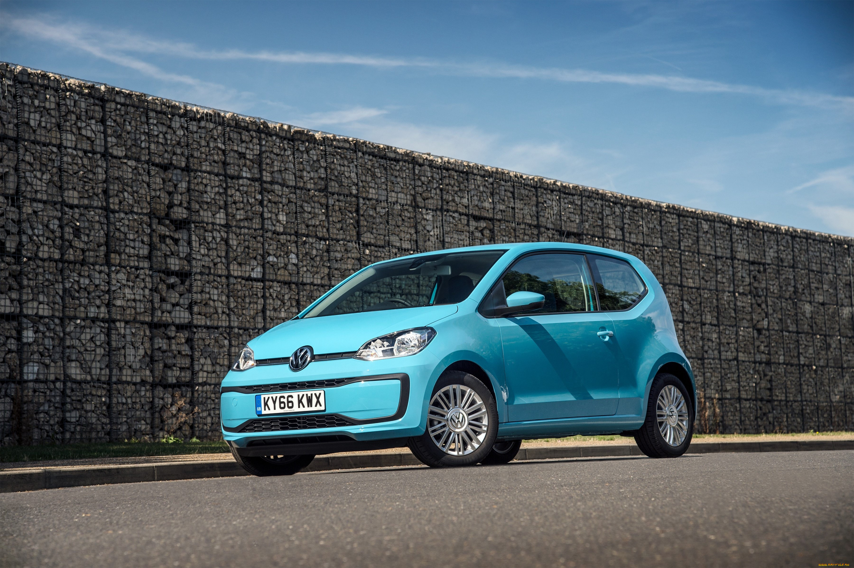 Volkswagen up трехдверный